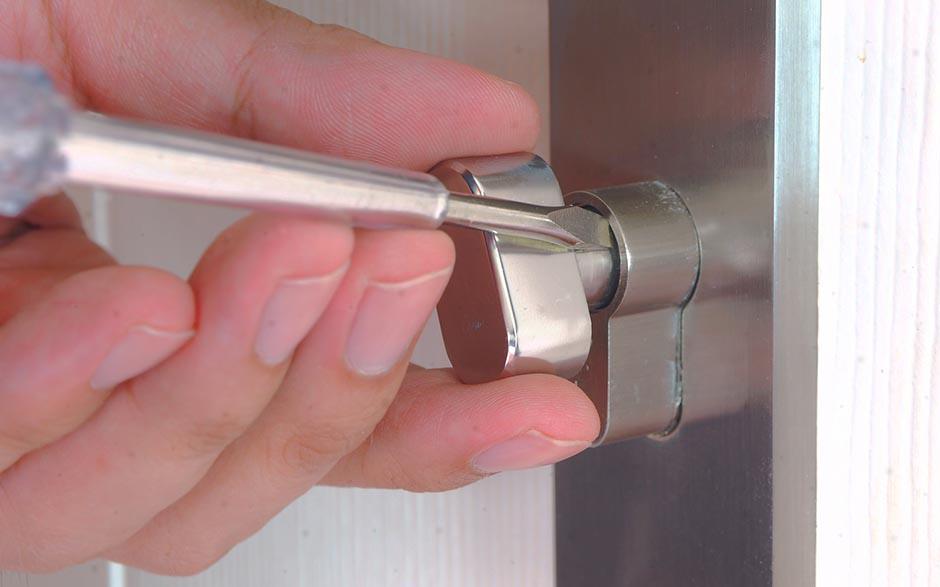 dépannage serrurier ouverture de porte Argenteuil